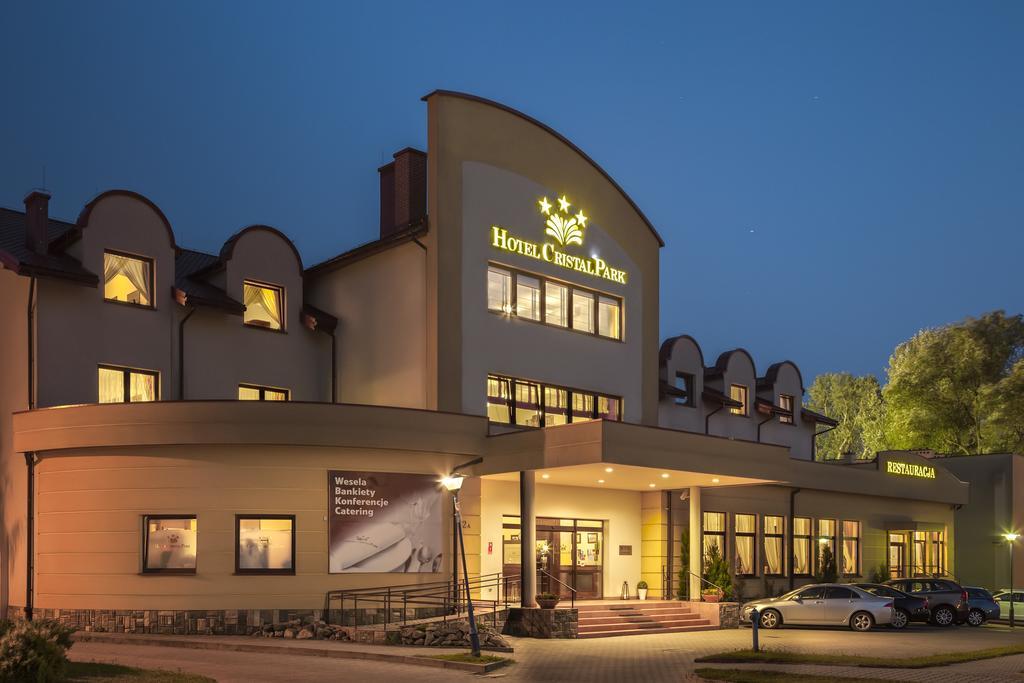 Hotel Cristal Park Dabrowa Tarnowska Exterior photo